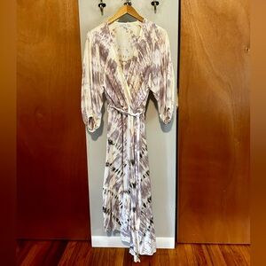 Young fabulous & broke v-neck sexy midi multi-colored purple tie dye dress; sz M